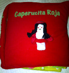 Caperucita Roja Libro en Tela | Foreign Language and ESL Books and Games