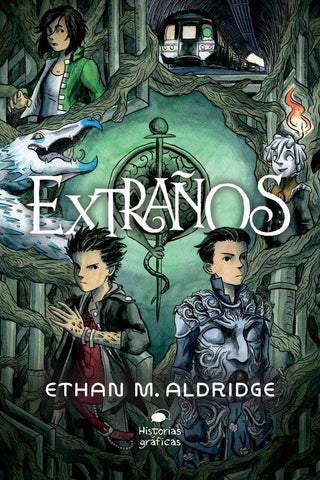 Extraños | Foreign Language and ESL Books and Games